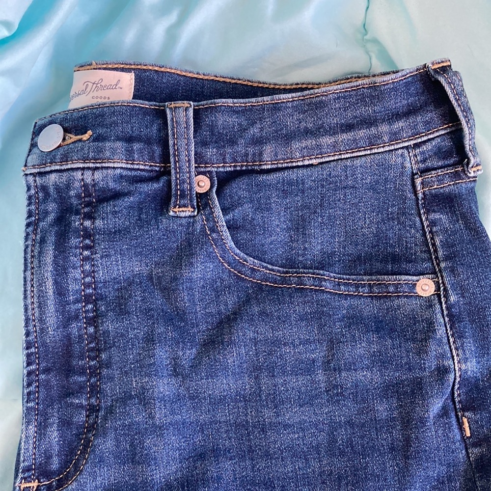 NWOT Universal Thread Women's Jeans - Picture 2 of 7